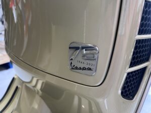 Piaggio Vespa GTS 300 75th-6