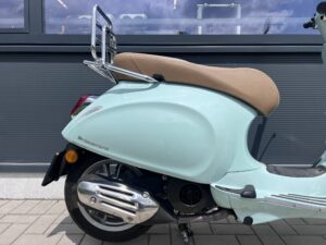 Piaggio Vespa Primavera 125-4