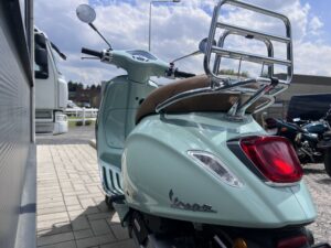 Piaggio Vespa Primavera 125-6