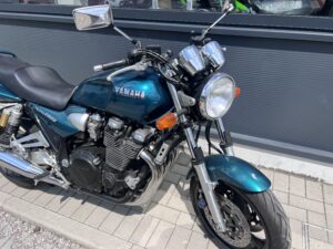 Yamaha XJR 1300-2