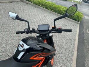 79c765f3-fcda-4d76-be11-3d1769d7eb48